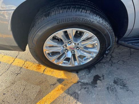 Used 2023 GMC Yukon Denali image 33