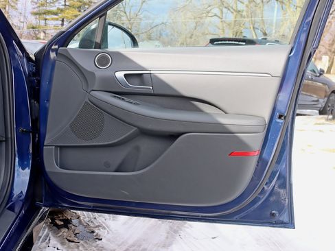 Used 2021 Hyundai Sonata SEL w/ Cargo Package image 29