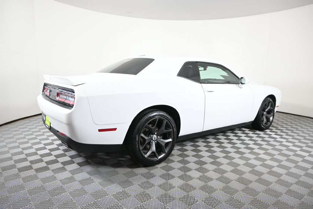 Used 2019 Dodge Challenger SXT w/ Plus Package RWD image 6