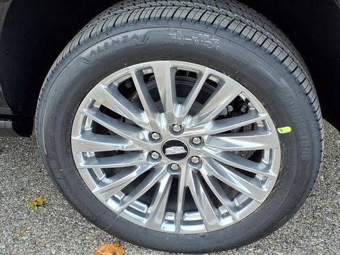 New 2026 Cadillac Escalade Luxury image 7