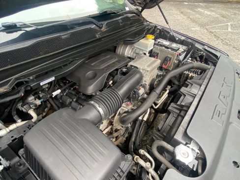 Used 2019 RAM 1500 Laramie w/ Off Road Group AWD/4WD image 63