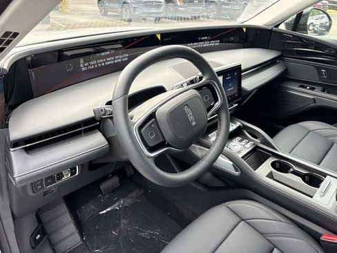 New 2026 Lincoln Nautilus Premier w/ Jet Appearance Package AWD/4WD image 23