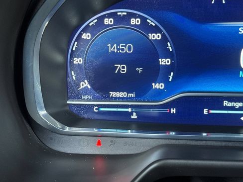Used 2023 Chevrolet Suburban LT AWD/4WD image 3