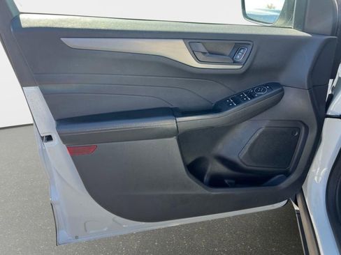 Used 2023 Ford Escape Active w/ Tech Pack #1 image 9