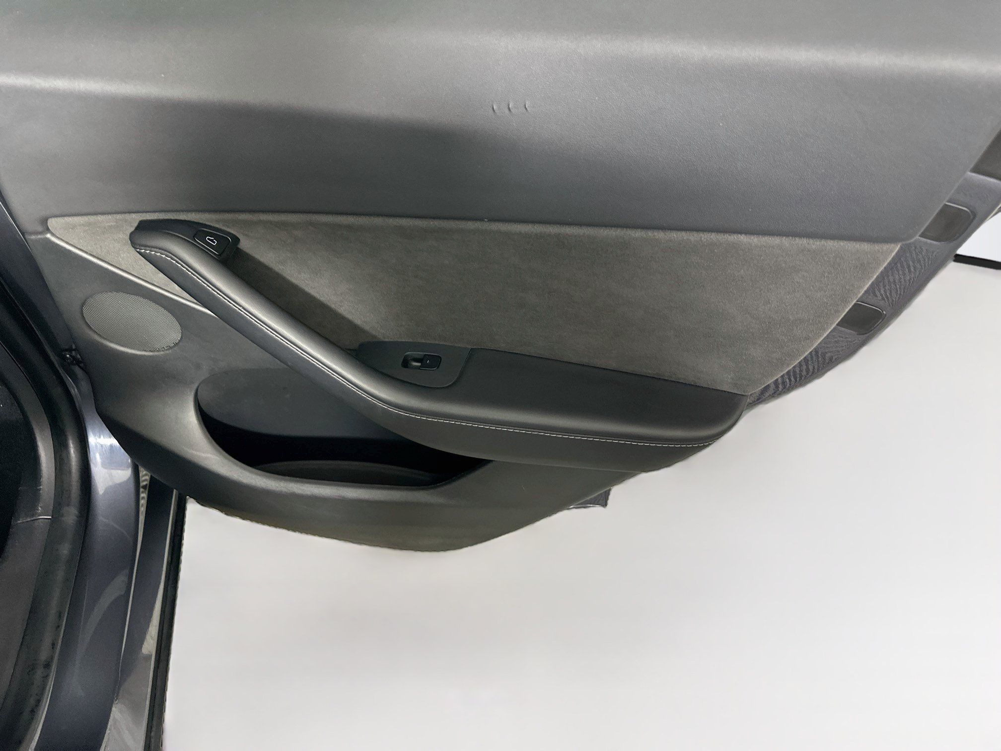Used 2021 Tesla Model Y 2WD image 28