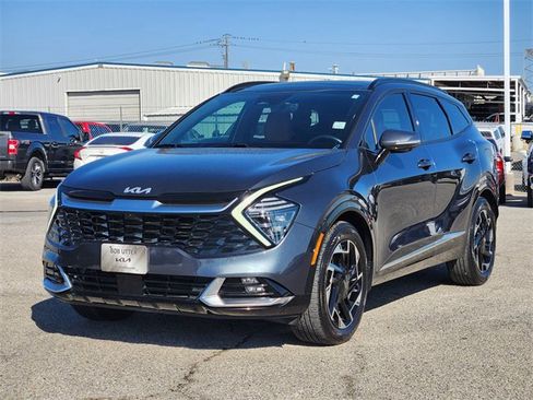 Used 2023 Kia Sportage SX image 3