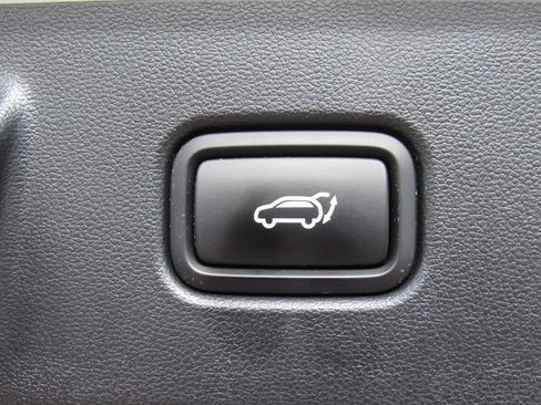 Used 2022 Hyundai Tucson Limited FWD image 19
