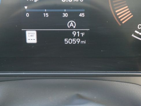 Used 2026 Hyundai Kona SE AWD/4WD image 31