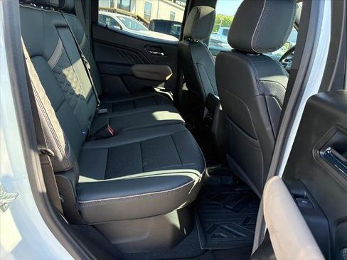 Certified 2025 GMC Canyon Denali AWD/4WD image 20