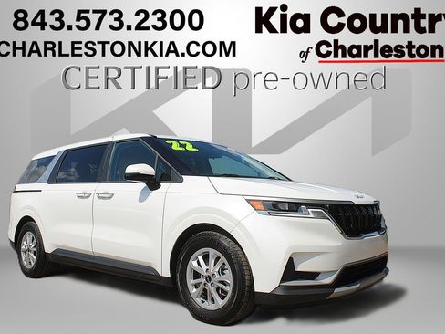 Used 2022 Kia Carnival LX FWD image 1