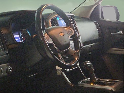 Used 2020 Chevrolet Colorado LT image 21