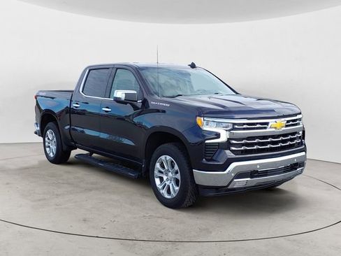Used 2024 Chevrolet Silverado 1500 LTZ AWD/4WD image 7