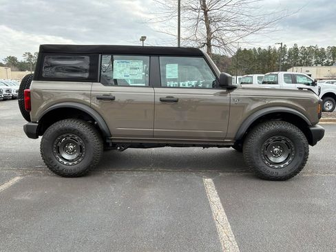 New 2025 Ford Bronco 4-Door w/ Sasquatch Package image 4