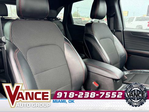 Used 2025 Ford Escape ST-Line AWD/4WD image 20