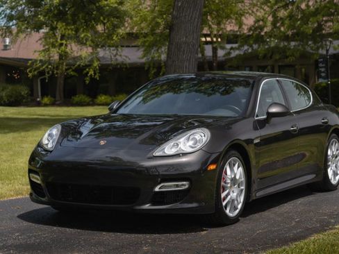 Used 2010 Porsche Panamera Turbo AWD/4WD image 3