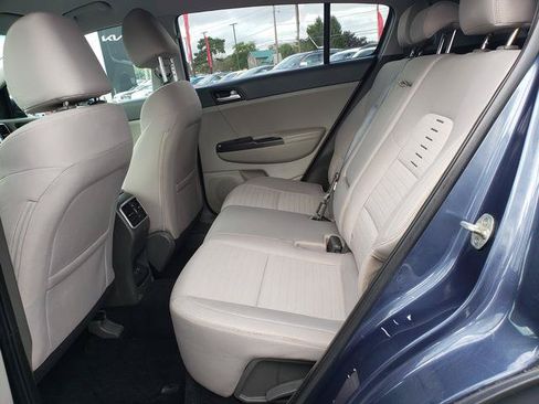 Used 2018 Kia Sportage LX w/ LX Popular Package AWD/4WD image 12