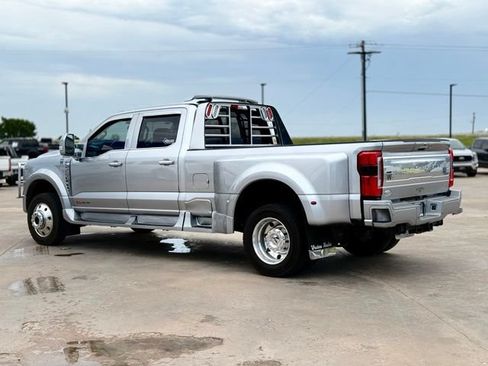 Used 2023 Ford F450 Limited w/ FX4 Off-Road Package AWD/4WD image 4