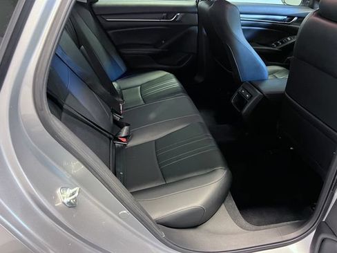 Used 2021 Honda Accord Sport Special Edition image 12