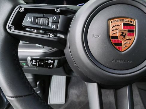 New 2026 Porsche Cayenne GTS AWD/4WD image 10