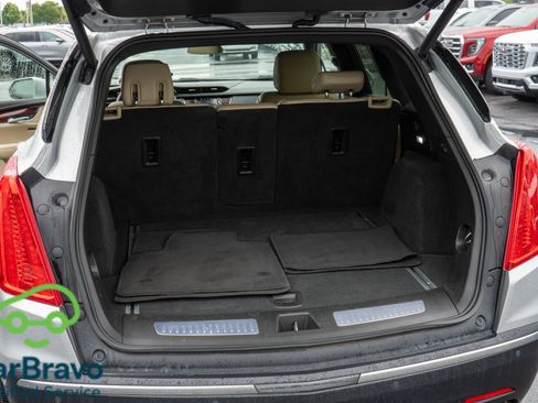 Used 2018 Cadillac XT5 Premium Luxury FWD image 33