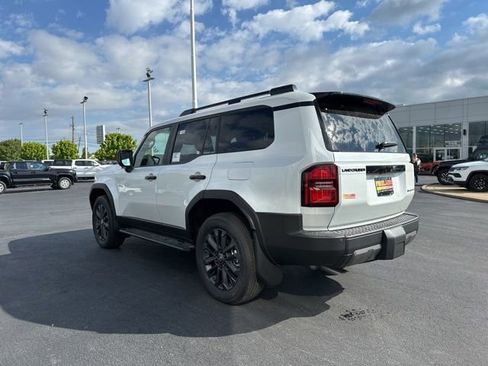 New 2026 Toyota Land Cruiser AWD/4WD image 5