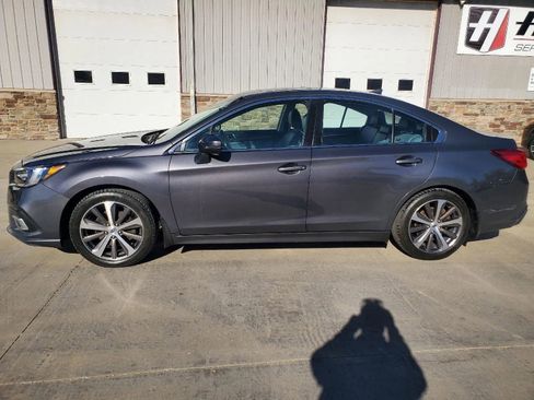 Used 2018 Subaru Legacy 3.6R Limited image 8