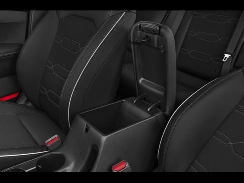 Used 2022 Kia Forte GT-Line w/ GT-Line Technology Package image 11