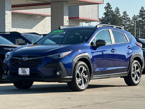 Used 2025 Subaru Crosstrek 2.0i Premium image 7