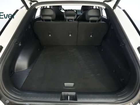Used 2024 Kia EV6 Wind RWD image 8