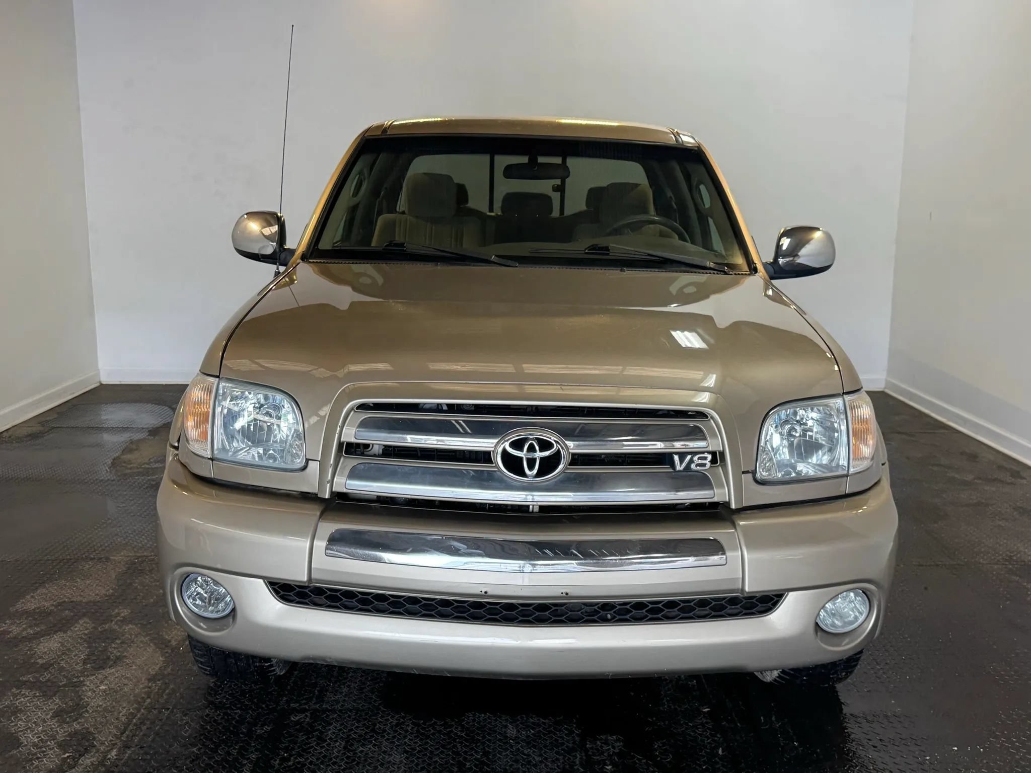 Used 2006 Toyota Tundra SR5 w/ TRD Off-Road Pkg AWD/4WD image 2