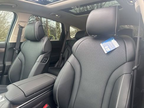 New 2026 Genesis GV80 2.5T Prestige image 13