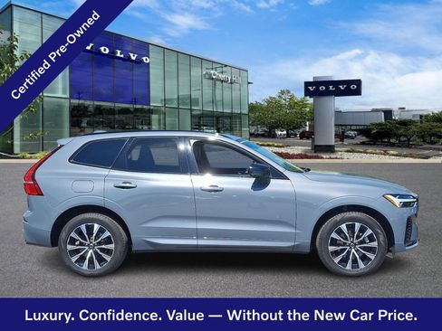Certified 2024 Volvo XC60 B5 Core w/ Climate Package AWD/4WD image 8