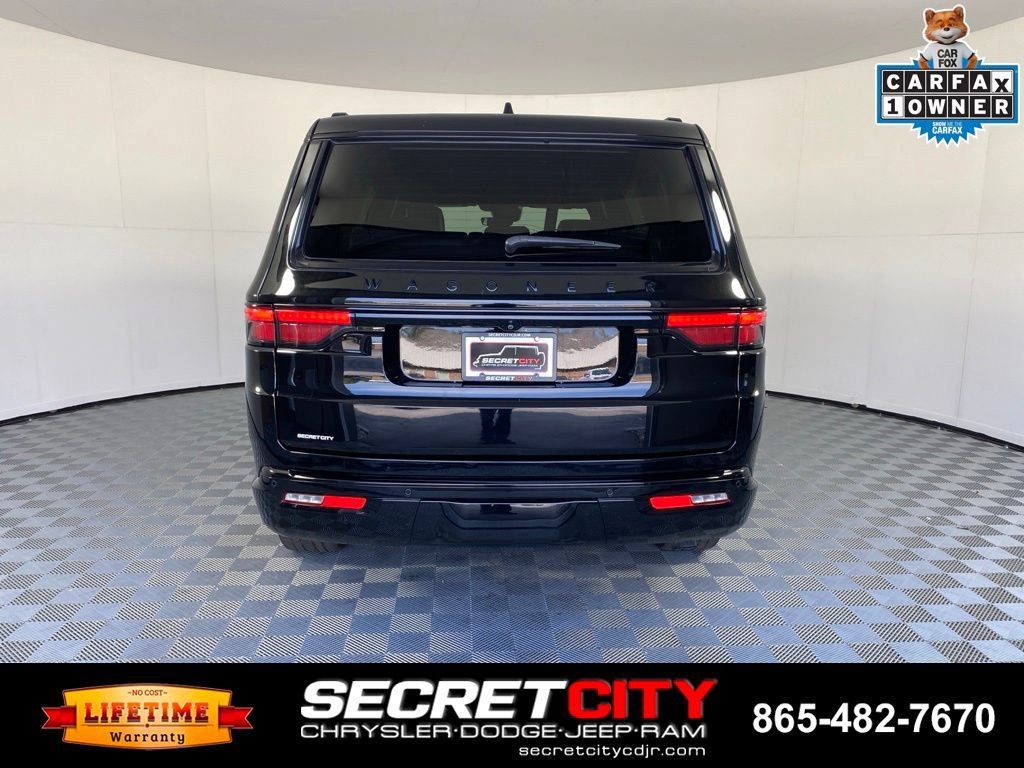 Used 2025 Jeep Wagoneer Series II w/ Convenience Group I AWD/4WD image 6