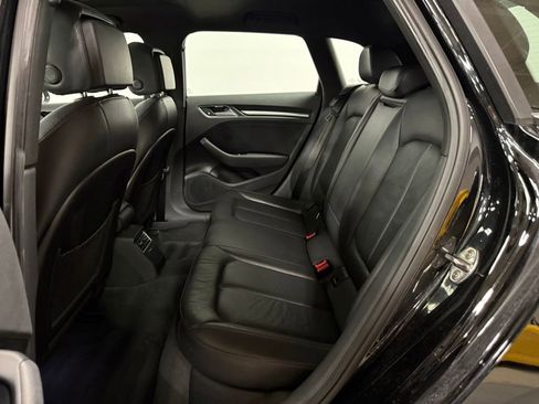 Used 2017 Audi A3 e-tron Premium image 18