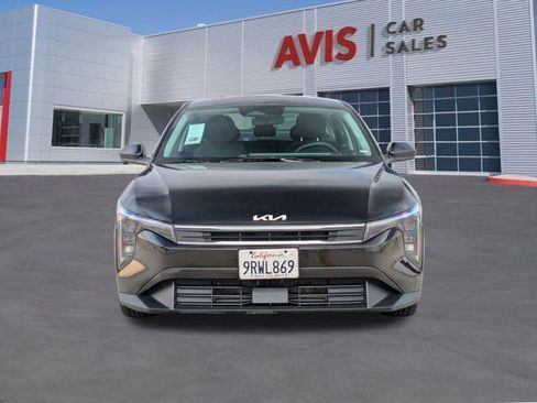 Used 2025 Kia K4 FWD image 2