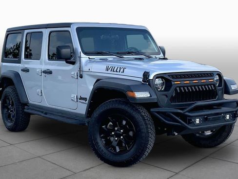 Used 2022 Jeep Wrangler Unlimited Sport AWD/4WD image 3