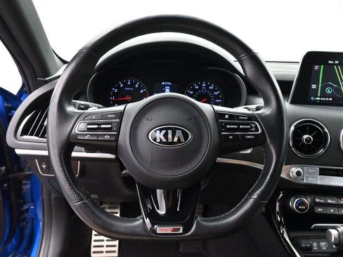 Used 2020 Kia Stinger GT-Line w/ Sun & Sound Package AWD/4WD image 14