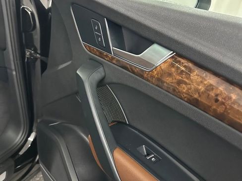 Used 2018 Audi Q5 2.0T Premium Plus w/ Premium Plus Package image 33