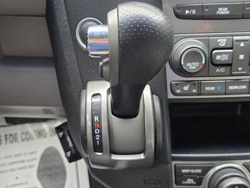 Used 2012 Honda Pilot Touring image 25