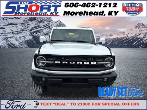 New 2025 Ford Bronco Outer Banks image 8