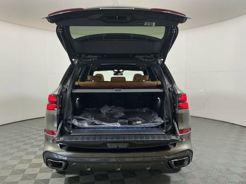 New 2026 BMW X5 xDrive50e w/ M Sport Package AWD/4WD image 10