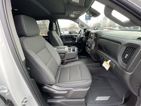 New 2025 Chevrolet Silverado 1500 Custom image 29