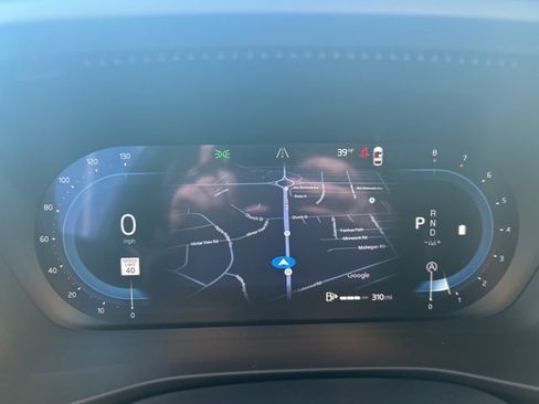 Certified 2025 Volvo XC40 B5 Core image 20