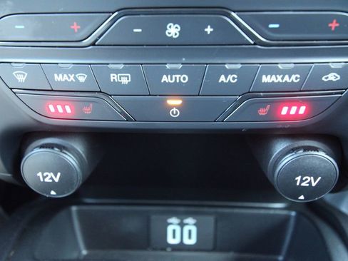 Used 2022 Ford Ranger Lariat w/ Equipment Group 501A High image 24