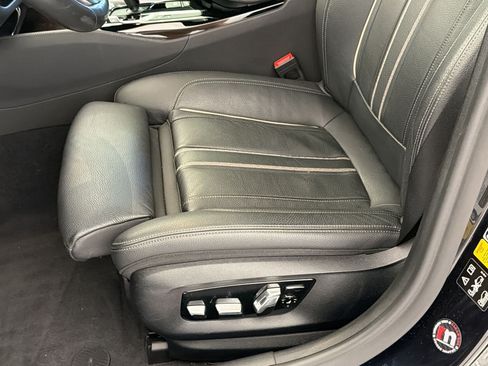 Used 2018 BMW M550i xDrive w/ Driving Assistance Package AWD/4WD image 15