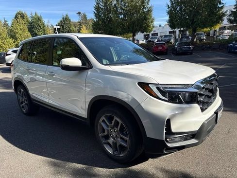 Certified 2023 Honda Passport EX-L image 2