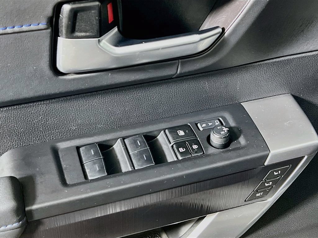 Certified 2023 Toyota Sequoia Platinum AWD/4WD image 16