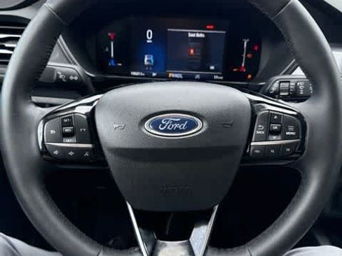Used 2023 Ford Escape Active AWD/4WD image 13
