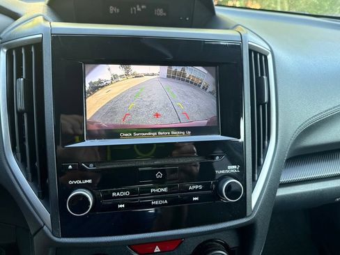 Used 2019 Subaru Crosstrek 2.0i Premium AWD/4WD image 15