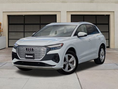 Used 2022 Audi Q4 e-tron Premium Plus w/ Premium Plus AWD/4WD image 3